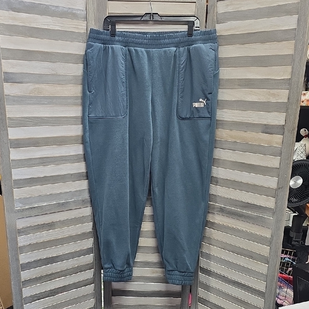 Women's Essentials Brushed Fleece Logo Joggers | Puma | X Large